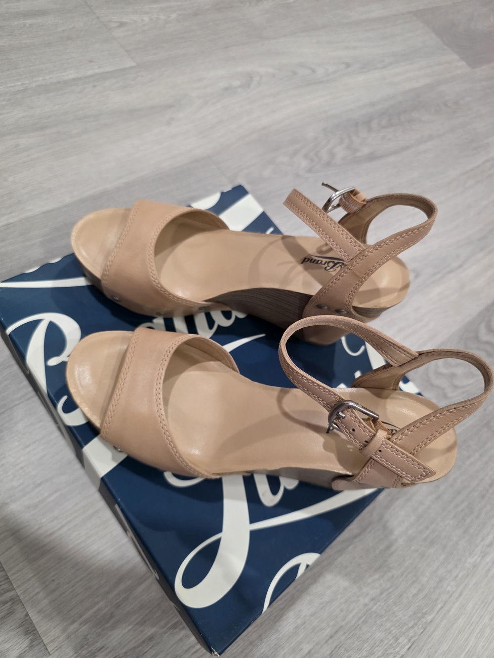 Lucky Brand Nude/Tan Ankle Strap Wedge Sandals